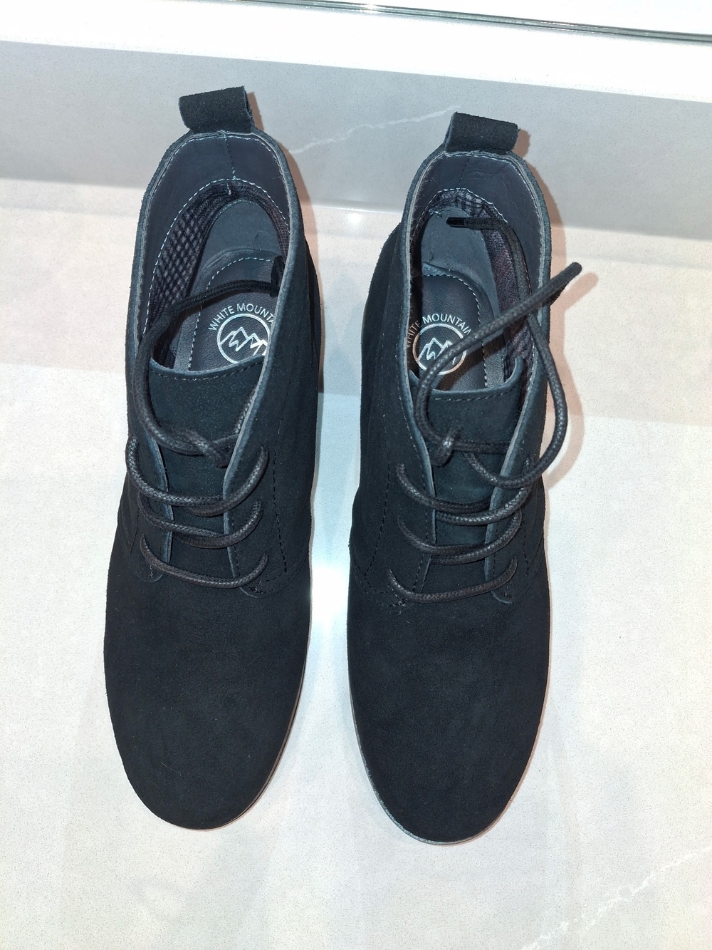 White Mountain Womens Black Suede Boots - Size 8 - New